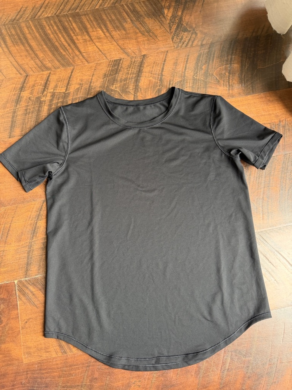 Woman’s Black Performance Crew Neck Shirt